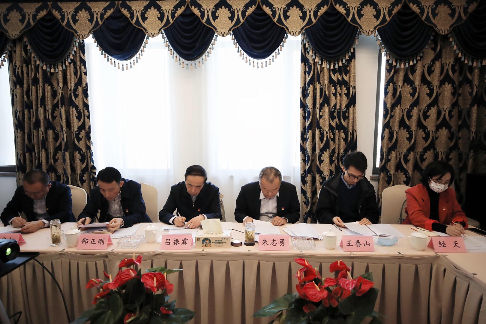 1637313411165036057.jpg 1637313411165036057.jpg